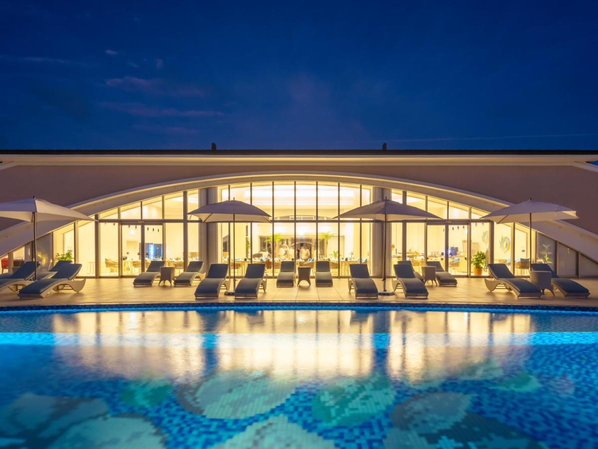 Miyakojima Kurima Resort Seawood Hotel Exterior foto